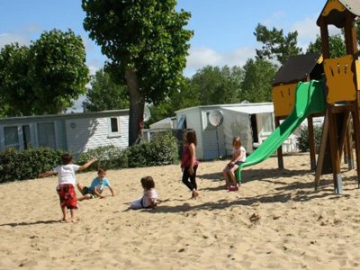 Cliquez pour découvrir toutes les photos de l'ÉTABLISSEMENT ! camping Flower L’Escale Du Perthuis photo 15