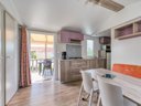 Cliquez pour découvrir toutes les photos de l'HÉBERGEMENT ! mobil-home - camping Paradis Les Jonquilles photo 4