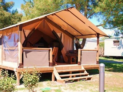 tente en toile et bois - L'Oasis Palavasienne photo 9