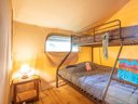 tente en toile et bois - camping L'Oasis Palavasienne photo 6