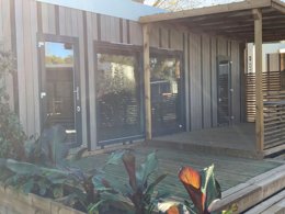 Camping Pas Cher vous présente avec son site Officiel campingpascher.fr, le Camping L'Oasis Palavasienne classé 4 étoiles, situé sur la commune de Palavas Les Flots dans le département Hérault (Languedoc-roussillon) en France. Le camping L'Oasis Palavasienne vous propose un hébergement de type mobil-home. L'établissement vous propose 8 autres types d'hébergements. Découvrez tous nos séjours à petits prix dans la commune et aux alentours de Palavas Les Flots du département : Hérault (Languedoc-roussillon). Les Avis clients pour le Camping L'Oasis Palavasienne sont de 7 sur 10. Parc aquatique, Piscine chauffée, Piscine extérieure, Animations familiales, Club ados, Club enfants, Aire de jeux enfants, Canoë-kayak, Centre équestre, Parcours sportif, Ping-pong, Piscine, Plongée, Pétanque, Salle de fitness, Salle de jeux vidéo, Structure gonflable enfants, Surf, Terrain de volley-ball, Terrain multisports, Bar, Dépôt de pain, Plats à emporter, Snack/Bar, Supermarché, Épicerie,... En savoir plus : cliquez-ICI.