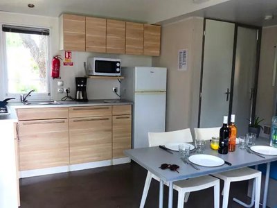 Cliquez pour découvrir toutes les photos de l'HÉBERGEMENT ! mobil-home - Le Camarguais photo 2