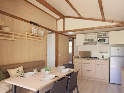 Cliquez pour découvrir toutes les photos de l'HÉBERGEMENT ! chalet - Flower Saint Amand photo 2