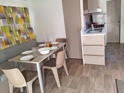 Cliquez pour découvrir toutes les photos de l'HÉBERGEMENT ! mobil-home - Les Rives D'Auzon photo 2