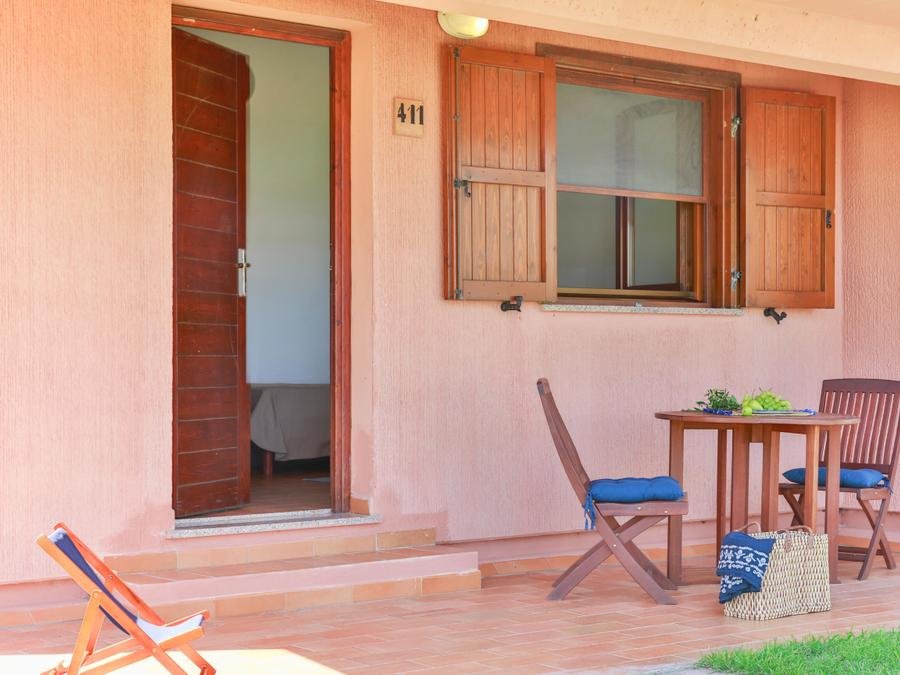 Camping Pas Cher vous présente avec son site Officiel campingpascher.fr, le Camping Gitavillage California, situé sur la commune de Lazio dans le département Rome (Latium) en Italie. Le camping Gitavillage California, vous présente un hébergement de type appartement avec climatisation. Le camping Gitavillage California vous propose du jeudi 18 juin au jeudi 25 juin 2026 pour 7 nuits à 1119.8€. Cette location propose 4 dates différentes pour réserver votre séjour. Découvrez également les 7 autres gammes d'hébergements du camping. Les Avis clients pour le Camping Gitavillage California sont excellents avec une note moyenne de 8 sur 10. Mer, Piscine extérieure, Animations familiales, Aire de jeux enfants, Canoë-kayak, Court de tennis, Ping-pong, Pédalo, Pétanque, Salle de fitness, Terrain de beach-volley, Terrain de football, Bar, Bureau de tabac, Pizzeria, Restaurant, Supermarché,... En savoir plus : cliquez-ICI.
