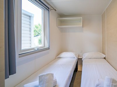 Cliquez pour découvrir toutes les photos de l'HÉBERGEMENT ! mobil-home - Hu Fabulous Village photo 9