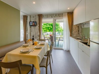 Cliquez pour découvrir toutes les photos de l'HÉBERGEMENT ! lodge - Club Del Sole Le Palme Lazise Family Collection photo 4