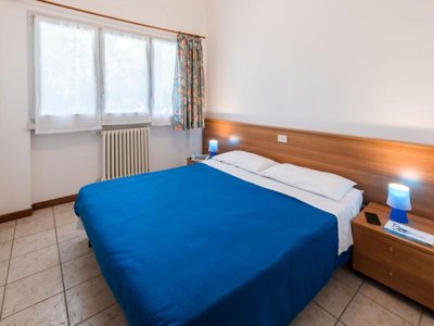 Cliquez pour découvrir toutes les photos de l'HÉBERGEMENT ! bungalow - Club Del Sole Le Palme Lazise Family Collection photo 5