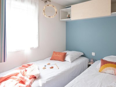 Cliquez pour découvrir toutes les photos de l'HÉBERGEMENT ! mobil-home - Club Les Tamaris 5* - MS VACANCES photo 4