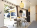 Cliquez pour découvrir toutes les photos de l'HÉBERGEMENT ! mobil-home - camping FLOWER Tamarins Plage photo 7