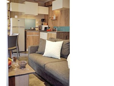 Cliquez pour découvrir toutes les photos de l'HÉBERGEMENT ! chalet - Le Suroit photo 3