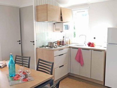 Cliquez pour découvrir toutes les photos de l'HÉBERGEMENT ! mobil-home - Le Village Du Suroit - Le-Bois-Plage-en-Ré photo 2