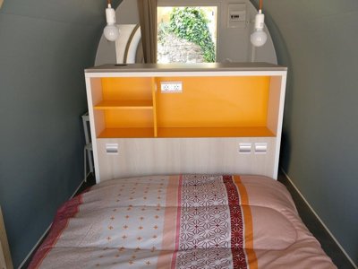 Cliquez pour découvrir toutes les photos de l'HÉBERGEMENT ! bungalow toilé - Les Philippons photo 5