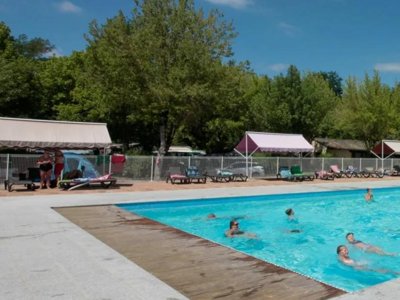 camping Paradis Le Rocher De La Granelle photo 4