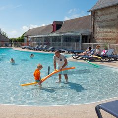 Camping Pas Cher vous présente avec son site Officiel campingpascher.fr, le Établissement Le Ridin, situé sur la commune de Le Crotoy dans le département Somme (Picardie) en France. L'établissement Le Ridin vous propose un hébergement de type mobilhome de 25 m². L'établissement vous propose 3 autres types d'hébergements. Découvrez tous nos séjours à petits prix dans la commune et aux alentours de Le Crotoy du département : Somme (Picardie).... En savoir plus : cliquez-ICI.