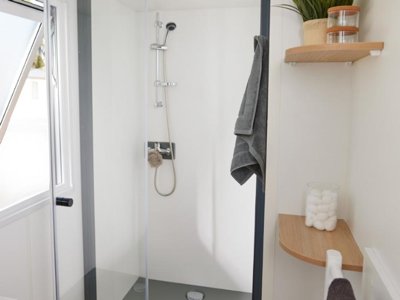 Cliquez pour découvrir toutes les photos de l'HÉBERGEMENT ! mobil-home - Flower Le Mas De Champel photo 7