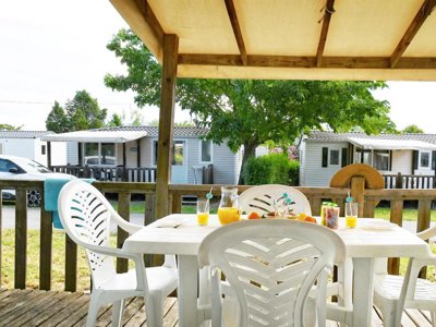 Cliquez pour découvrir toutes les photos de l'HÉBERGEMENT ! mobil-home - La Prairie photo 3
