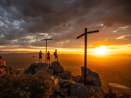 Camping Pas Cher vous présente avec son site Officiel campingpascher.fr, le Camping RCN Domaine De La Noguière classé 4 étoiles, situé sur la commune de Le Muy dans le département Var (Provence Alpes Côte D'azur) en France. Le camping RCN Domaine De La Noguière, vous présente un hébergement de type mobil-home avec climatisation. Le camping RCN Domaine De La Noguière vous propose du sam. 12 septembre au sam. 19 septembre 2026 pour 7 nuits à 602€. Cette location propose 129 dates différentes pour réserver votre séjour. Découvrez également les 12 autres gammes d'hébergements du camping. Les Avis clients pour le Camping RCN Domaine De La Noguière sont excellents avec une note moyenne de 8 sur 10. MerÉtang, Piscine extérieure, Animation enfants, Animations familiales, Aire de jeux enfants, Ping-pong, Pétanque, Terrain de football, Bar, Restaurant, Épicerie,... En savoir plus : cliquez-ICI.