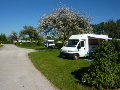 camping Les Pommiers Des 3 Pays photo 18