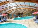 Camping Pas Cher vous présente avec son site Officiel campingpascher.fr, le Camping Les Pommiers Des 3 Pays classé 4 étoiles, situé sur la commune de Licques dans le département Pas-de-calais (Nord-pas-de-calais) en France. Le camping Les Pommiers Des 3 Pays vous propose un hébergement de type chalet de 35 m² pour 2 personnes (télévision). L'établissement vous propose 5 autres types d'hébergements. Découvrez tous nos séjours à petits prix dans la commune et aux alentours de Licques du département : Pas-de-calais (Nord-pas-de-calais). Les Avis clients pour le Camping Les Pommiers Des 3 Pays sont excellents avec une note moyenne de 8 sur 10. Piscine chauffée, Piscine couverte, Aire de jeux enfants, Ping-pong, Pétanque, Randonnée, Salle de jeux vidéo, Structure gonflable enfants, Terrain multisports, Bar, Bureau de tabac, Dépôt de pain, Plats à emporter, Snack/Bar, Station-service, Supermarché,... En savoir plus : cliquez-ICI.