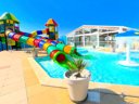 Camping Pas Cher vous présente avec son site Officiel campingpascher.fr, le Camping Domaine Le Jardin Du Marais classé 3 étoiles, situé sur la commune de Le Perrier dans le département Vendée (Pays De La Loire) en France. Le camping Domaine Le Jardin Du Marais, vous présente un hébergement de type chalet de 17 m² et télévision. Le camping Domaine Le Jardin Du Marais vous propose du vendredi 05 juin au vendredi 12 juin 2026 avec un DÉPART DEMAIN pour 7 nuits à 299€. Cette location propose 24 dates différentes pour réserver votre séjour. Découvrez également les 9 autres gammes d'hébergements du camping. Les Avis clients pour le Camping Domaine Le Jardin Du Marais sont de 7 sur 10. MerÉtang, Piscine couverte, Piscine extérieure, Animations familiales, Aire de jeux enfants, Canoë-kayak, Cyclisme, Ping-pong, Pétanque, Randonnée, Terrain de volley-ball, Trampoline, Bar, Dépôt de pain, Snack/Bar, Épicerie,... En savoir plus : cliquez-ICI.