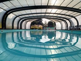 Camping Pas Cher vous présente avec son site Officiel campingpascher.fr, le Camping Le Village De La Mer classé 4 étoiles, situé sur la commune de Les Moutiers En Retz dans le département Loire-atlantique (Pays De La Loire) en France. Le camping Le Village De La Mer vous propose un hébergement de type bungalow. L'établissement vous propose un autre type d'hébergement. Découvrez tous nos séjours à petits prix dans la commune et aux alentours de Les Moutiers En Retz du département : Loire-atlantique (Pays De La Loire). Les Avis clients pour le Camping Le Village De La Mer sont de 7 sur 10. Piscine couverte, Piscine extérieure, Animations familiales, Aire de jeux enfants, Baby-foot, Court de tennis, Cyclisme, Parcours sportif, Ping-pong, Piscine, Pétanque, Terrain de football, Terrain de volley-ball, Trampoline, Bar, Boulangerie, Brasserie, Bureau de tabac, Dépôt de pain, Pizzeria, Plats à emporter, Snack/Bar, Supermarché,... En savoir plus : cliquez-ICI.