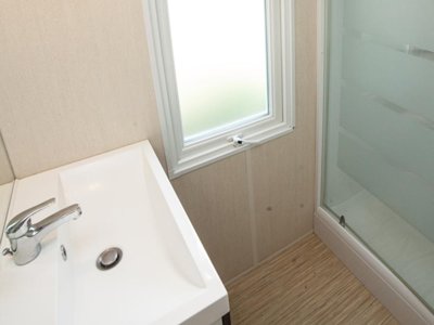Cliquez pour découvrir toutes les photos de l'HÉBERGEMENT ! mobil-home - Bon Port photo 4