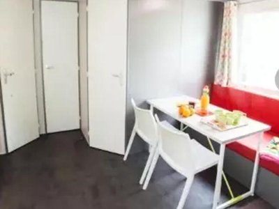Cliquez pour découvrir toutes les photos de l'HÉBERGEMENT ! mobil-home - Bon Port photo 2
