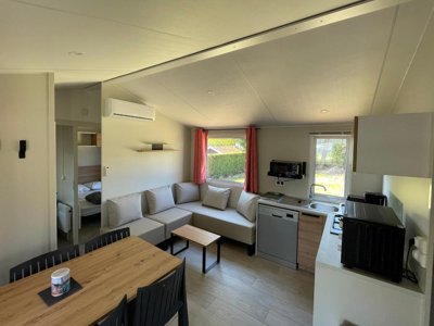 Cliquez pour découvrir toutes les photos de l'HÉBERGEMENT ! mobil-home - Les Brillas photo 2
