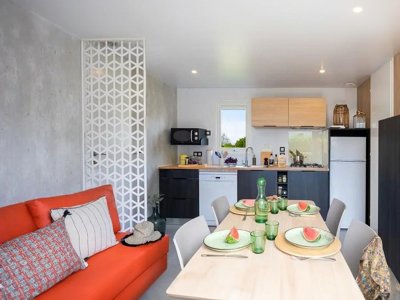 Cliquez pour découvrir toutes les photos de l'HÉBERGEMENT ! mobil-home - Slow Village Les Ponts-de-Cé photo 2