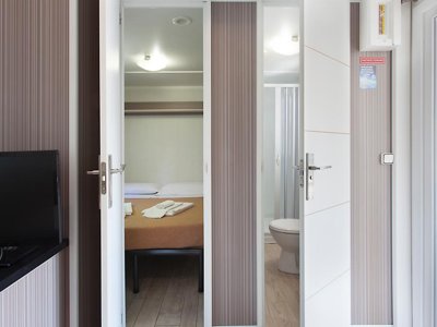 Cliquez pour découvrir toutes les photos de l'HÉBERGEMENT ! mobil-home - Villaggio Turistico Maderno photo 13