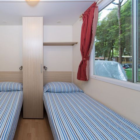 Cliquez pour découvrir toutes les photos de l'HÉBERGEMENT ! mobil-home - Mare E Pineta photo 5