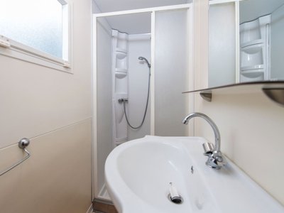 Cliquez pour découvrir toutes les photos de l'HÉBERGEMENT ! mobil-home - Mare E Pineta photo 7