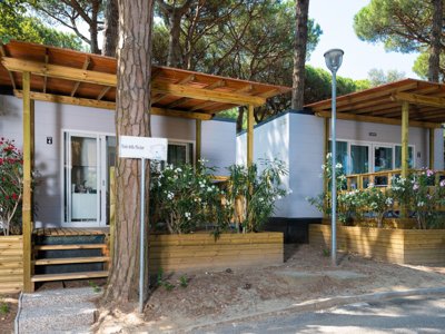 Cliquez pour découvrir toutes les photos de l'HÉBERGEMENT ! mobil-home - Mare E Pineta photo 7