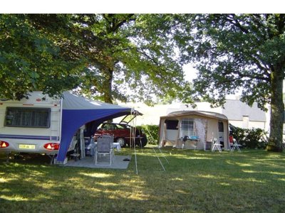 Cliquez pour découvrir toutes les photos de l'ÉTABLISSEMENT ! camping L'Etang Aux Hirondelles photo 2