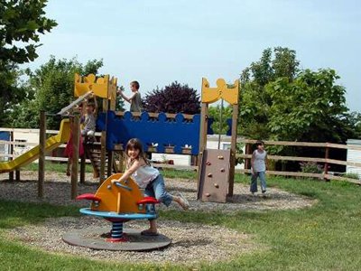 Cliquez pour découvrir toutes les photos de l'ÉTABLISSEMENT ! camping Ushuaïa Villages Le Poutiroux photo 13
