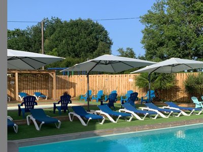 Cliquez pour découvrir toutes les photos de l'ÉTABLISSEMENT ! camping Ushuaïa Villages Le Poutiroux photo 2