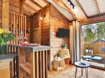 Cliquez pour découvrir toutes les photos de l'HÉBERGEMENT ! mobil-home - Le Petit Rocher photo 2