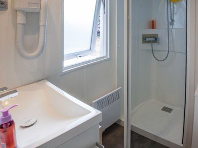 Cliquez pour découvrir toutes les photos de l'HÉBERGEMENT ! mobil-home - Le Petit Rocher photo 7