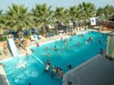Camping Pas Cher vous présente avec son site Officiel campingpascher.fr, le Camping Duca Amedeo classé 3 étoiles, situé sur la commune de Martinsicuro dans le département Teramo (Abruzzes) en Italie. Le camping Duca Amedeo, vous présente un hébergement de type mobil-home. Le camping Duca Amedeo vous proposeun séjour PAS CHER avec une REMISEdu sam. 20 juin au sam. 27 juin 2026, en promotion à -64% pour 7 nuits à 325 € au lieu de 910 € soit une Économie de 585 €. Cette location propose 3 dates différentes pour réserver votre séjour. Découvrez également les 1 autres gammes d'hébergements du camping. Piscine extérieure, Club enfants, Aire de jeux enfants, Pétanque, Terrain de football,... En savoir plus : cliquez-ICI.