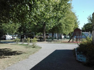 établissement Les Berges Du Gers photo 18