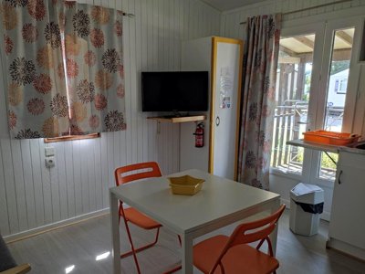 Cliquez pour découvrir toutes les photos de l'HÉBERGEMENT ! chalet - L'Olivier photo 7