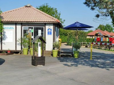 Cliquez pour découvrir toutes les photos de l'ÉTABLISSEMENT ! camping Le Cottage Boisé photo 11