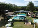 Camping Pas Cher vous présente avec son site Officiel campingpascher.fr, le Camping Sites Et Paysages - Les Hirondelles classé 4 étoiles, situé sur la commune de Loupiac dans le département Lot (Midi Pyrénées) en France. Le camping Sites Et Paysages - Les Hirondelles, vous présente un hébergement de type tente en toile et bois de 20 m². Le camping Sites Et Paysages - Les Hirondelles vous propose du vendredi 05 juin au vendredi 12 juin 2026 avec une PROMO de DERNIÈRE MINUTE, en promotion à -15% pour 7 nuits à 188,70 € au lieu de 222,0 € soit une Économie de 33,30 €. Cette location propose 29 dates différentes pour réserver votre séjour. Découvrez également les 27 autres gammes d'hébergements du camping. Les Avis clients pour le Camping Sites Et Paysages - Les Hirondelles sont excellents avec une note moyenne de 8 sur 10. Piscine chauffée, Piscine couverte, Animation enfants, Animations familiales, Aire de jeux enfants, Baby-foot, Canoë-kayak, Golf, Paddle, Ping-pong, Piscine, Pétanque, Randonnée, Terrain de volley-ball, Terrain multisports, Bar, Dépôt de pain, Plats à emporter, Snack/Bar, Épicerie,... En savoir plus : cliquez-ICI.