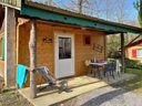 Camping Pas Cher vous présente avec son site Officiel campingpascher.fr, le Camping Relais Du Léman Pausado classé 3 étoiles, situé sur la commune de Messery dans le département Haute-savoie (Rhône Alpes) en France. Le camping Relais Du Léman Pausado, vous présente un hébergement de type chalet de 28 m² pour 3 personnes et télévision. Le camping Relais Du Léman Pausado vous propose du dimanche 27 septembre au dimanche 04 octobre 2026, en promotion à -20% pour 7 nuits à 292 € au lieu de 365,0 € soit une Économie de 73 €. Cette location propose 142 dates différentes pour réserver votre séjour. Découvrez également les 14 autres gammes d'hébergements du camping. Les Avis clients pour le Camping Relais Du Léman Pausado sont excellents avec une note moyenne de 8 sur 10. Piscine chauffée, Piscine extérieure, Animation enfants, Animations familiales, Club enfants, Aire de jeux enfants, Cyclisme, Ping-pong, Pétanque, Randonnée, Terrain multisports, Bar, Dépôt de pain, Restaurant, Épicerie,... En savoir plus : cliquez-ICI.