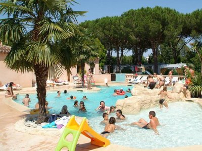 Cliquez pour découvrir toutes les photos de l'ÉTABLISSEMENT ! camping Les Cigales photo 2