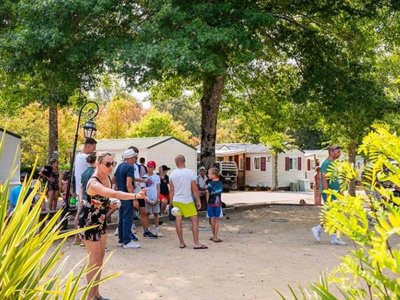 Cliquez pour découvrir toutes les photos de l'ÉTABLISSEMENT ! camping Village Tropical Sen-Yan photo 16