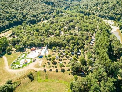 Cliquez pour découvrir toutes les photos de l'ÉTABLISSEMENT ! camping Les Plans photo 20