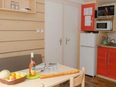 Cliquez pour découvrir toutes les photos de l'HÉBERGEMENT ! mobil-home - Les Plans photo 3