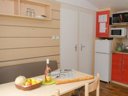 Cliquez pour découvrir toutes les photos de l'HÉBERGEMENT ! mobil-home - camping Les Plans photo 4